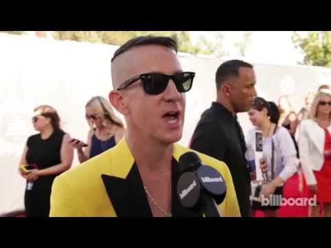 Jeremy Scott on the MTV VMAs Red Carpet 2014