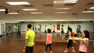 星期四芭蕾老師VV Brown everybody