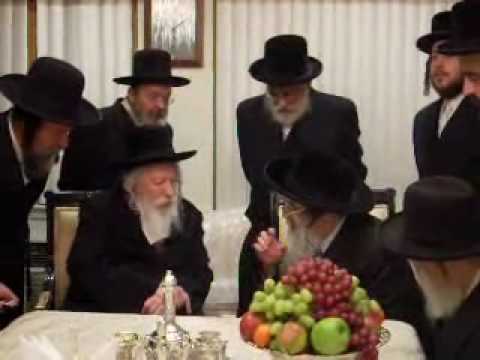 Gerrer Rebbe  visiting Sanz Klausenburg Rebbe 5770