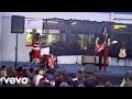 The White Stripes - We're Going to Be Friends (Live at Freeman's Bay Primary School)