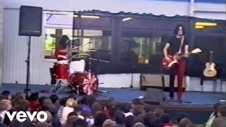The White Stripes - We&#39;re Going to Be Friends (Live at Freeman&#39;s Bay Primary School)