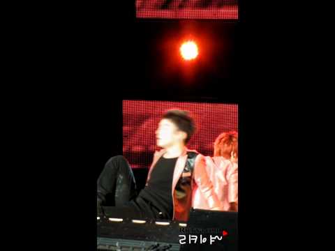 110903 m super concert - supa luv by Rickya.com