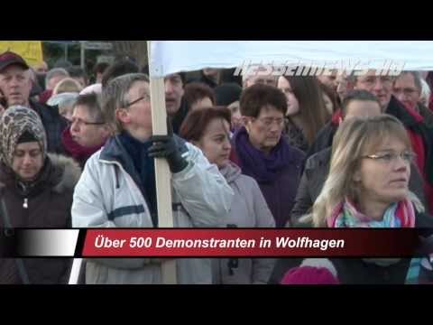 Wolfhagen - Über 500 Demonstranten gegen Schließung der Geburtshilfe 10.01.2014