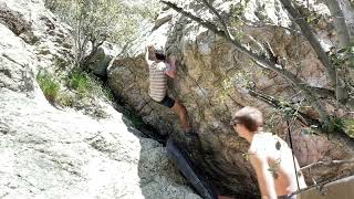 Video thumbnail of Squeeze of Life, V11. Mount Baldy