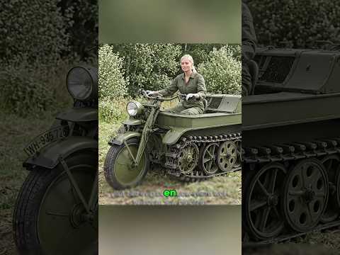 ¡De chatarra oxidada a una bestia militar! Restauró esta motocicleta semioruga los años 40 #shorts