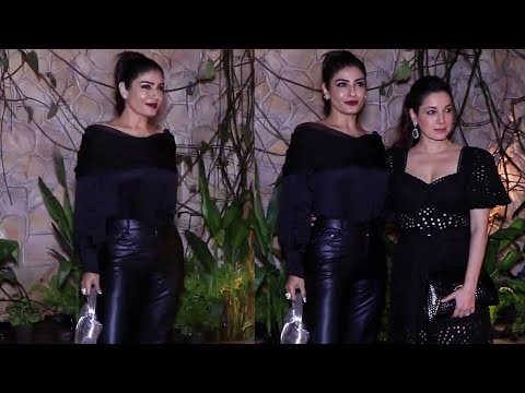 Raveena Tandon And Neelam Kothari At Bunty Sajdeh Birthday Celebration