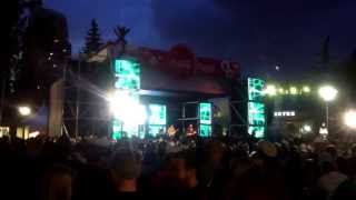 Sam Roberts - Calgary Stampede 2013 - Graveyard Shift (clip)