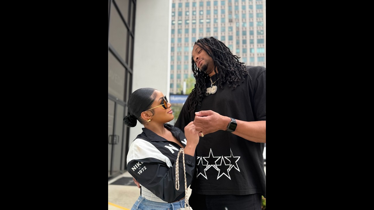 When Erica gets DC to admit he STILL wants that old thing back!!!