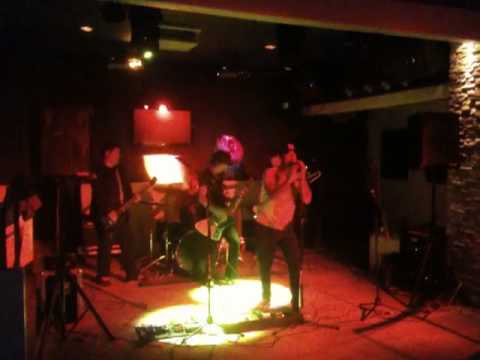 THE PENFIFTEEN CLUB 'I Wanna Live' (Featuring Matt Armor) Live @ EOS Lounge