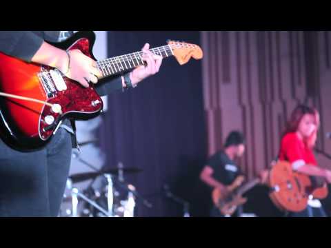 Diandra Arjunaidi - White Lines