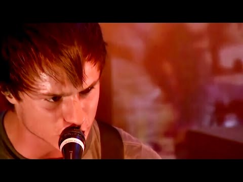 Paramore - Here We Go Again (Live from The Final RIOT!)