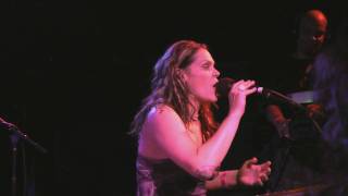 Beth Hart - Mood That I'm In (New Song) @ the Roxy 8-18-09