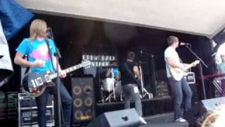 Between The Trees "The Forward"