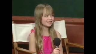 Connie Talbot - Santa Claus Is Coming To Town (live 2009)