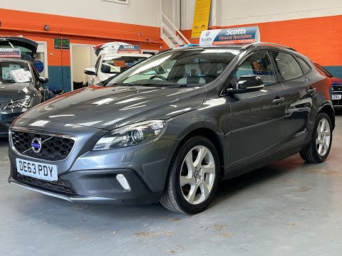 VOLVO V40 1.6 D2 CROSS COUNTRY LUX 5 DOOR DIESEL GREY 0 TAX