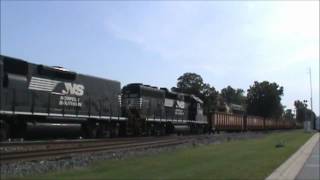 preview picture of video 'NS 914 w' veteran EMD's @ Kannapolis,NC (9/26/12)'
