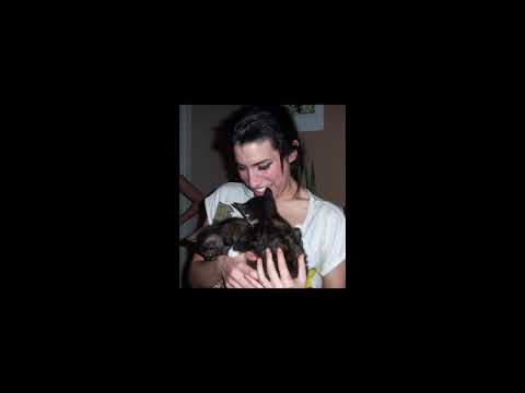 Amy Winehouse and Juliette Ashby  - Boys who needs them?  - part. 2002.