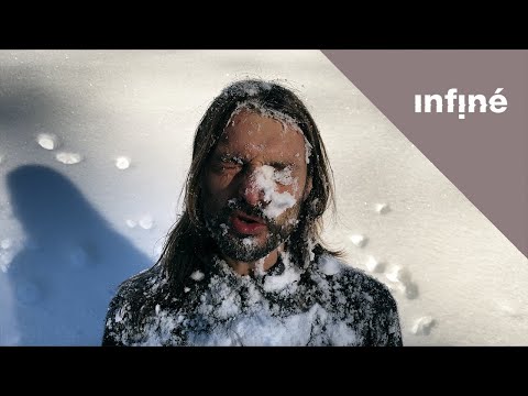 Frànçois & The Atlas Mountains - Pas Lents Dans La Neige (Official Video)