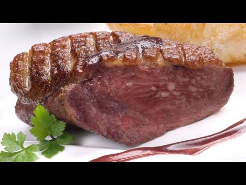 Receta de pechuga de pato con salsa de oporto y pera - Karlos Arguiñano