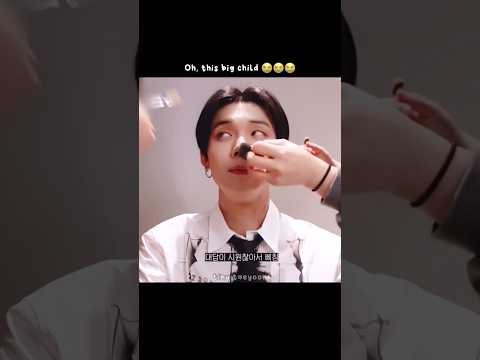 Yeonjun sulking because the makeup artist didn&rsquo;t match his freak 👦🏻 #yeonjun #txt #bighit #kpopfyp