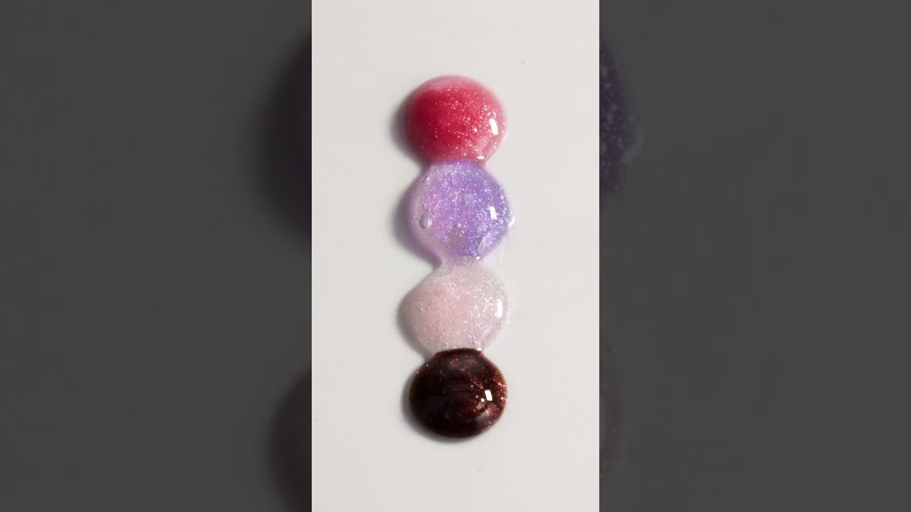 Видеообзор Блеск для губ Zola (SWIRL LIP GLOSS Blossom)
