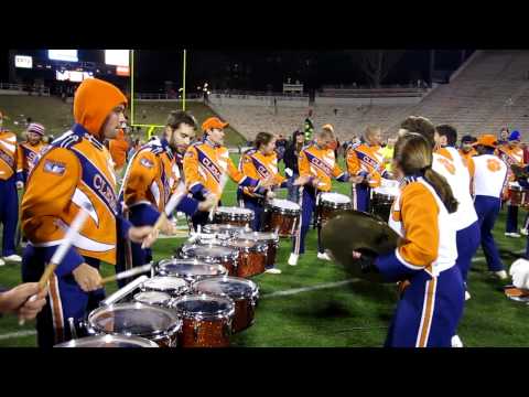 Clemson University Drumline '10 - "Go Go Getem Getem" (27 Nov)