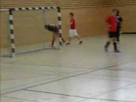 Manu, der Holzfäller