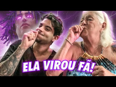 MINHA VÓ REAGINDO A MATUÊ - MAQUINA DO TEMPO