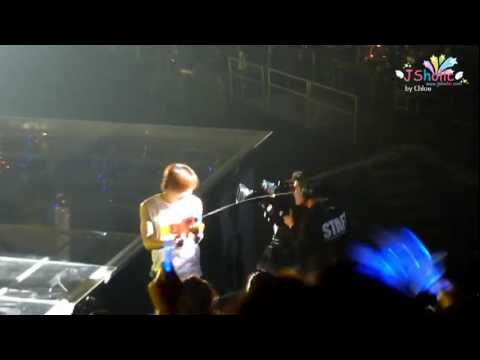 [JS Holic Fancam] [100220] Wonder Boy @ Super Show 2 Taiwan. [Leeteuk biased]