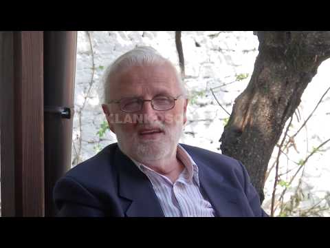 Profesorit i dëmtohet makina - 07.04.2019 - Klan Kosova