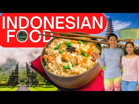 Eating in BALI | Balinese woman cooking | Nasi Goreng Indonesian fried rice recipe | Vegan in Bali