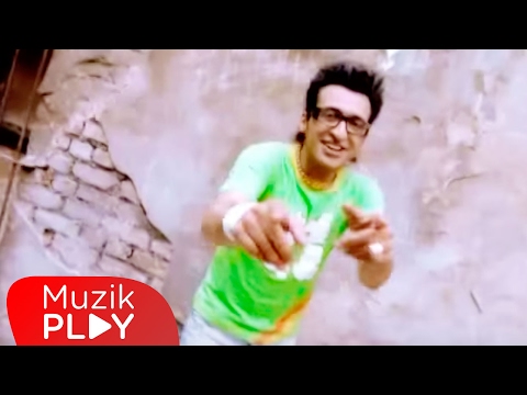 Ragga Oktay - Papucu Yarım (Official Video)