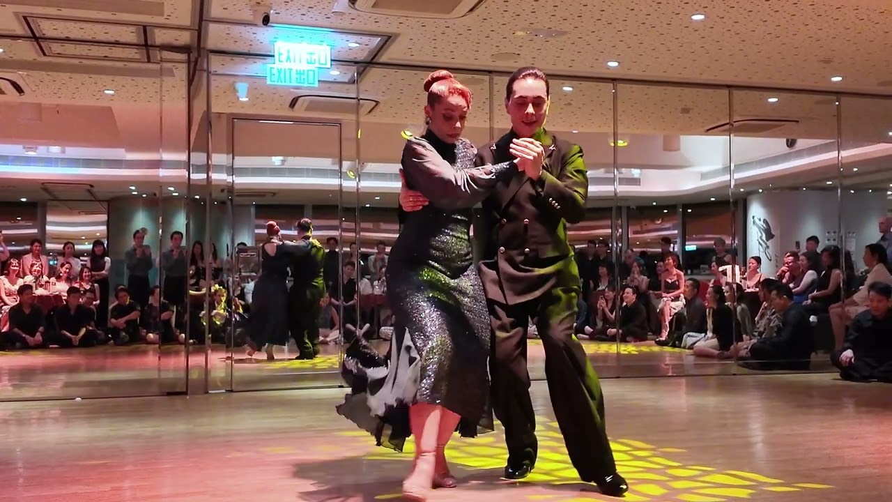 Suyay Quiroga & Jonny Crvajal 3/4 - Ella Es Asi (Edgardo Donato) Milonga - Hong Kong 2026