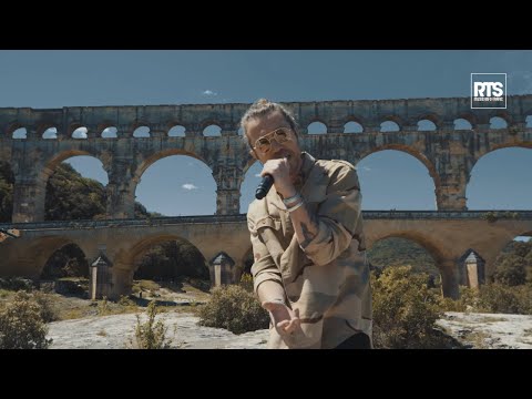 Julien Doré LIVE acoustique inédit au pied du Pont du Gard