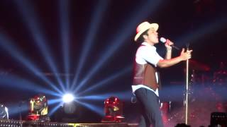 Bruno Mars - Moonshine - live Sheffield 12 october 2013 - HD
