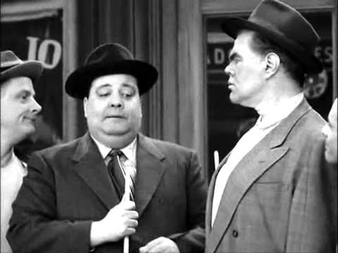 The HoneyMooners - Ralph meets Harvey