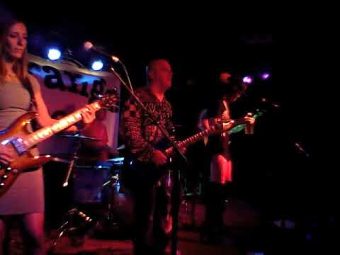 Strange Crew - Gimme One Reason - 8.11.17 Navajo live