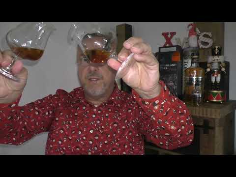 Weihnachtsvideo Highland Park 12 vs  Highland Park 18 Jahre