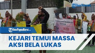 Kejari Manokwari Temui Massa Aksi soal Lukas Enembe & Berjanji Tindaklanjuti Tuntutan ke Kejagung