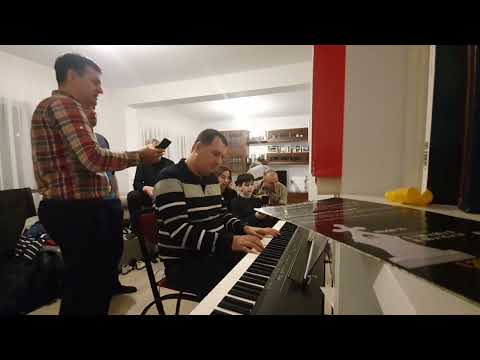 Fii dar lumina unde esti - Pianistul Azs si prietenii