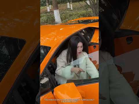 Naik Lamborghini Mewah, Malah Banyak Mengeluh! 😂🏎️#shortvideo