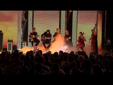 Premios Pepsi Music 2013 - Presentación Oscarcito