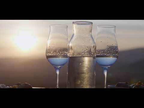 Ρετσίνα ΠΓΕ Βοιωτίας & Τσίπουρο Τυρνάβου ΠΓΕ