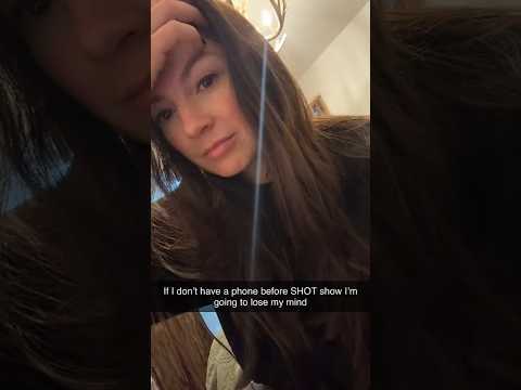 Hannah Barron: I don't have a phone before the shot show I will Lose my mind! #hunting #happynewyear