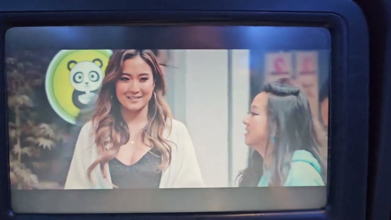 Qantas Airways International Business Lounge thumbnail