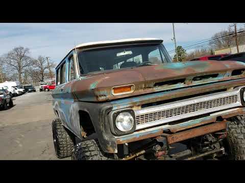 Lifted/custom 1964 Chevrolet Suburban. Big Block Chevy