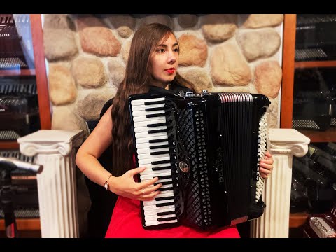 BELTSTUIII41120BK - Black Beltuna Studio III Compact Piano Accordion LMM 41 120 $6999