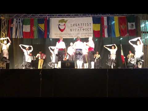 Spiga russa Gruppo Folk Miromagnum