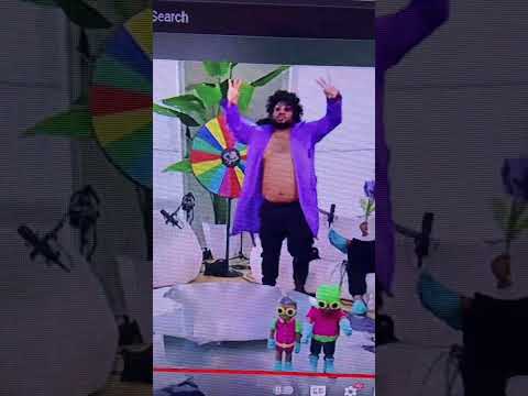 QueenzFlip as Prince on the JBP Wtf is wrong with this guy LMFAO 😂