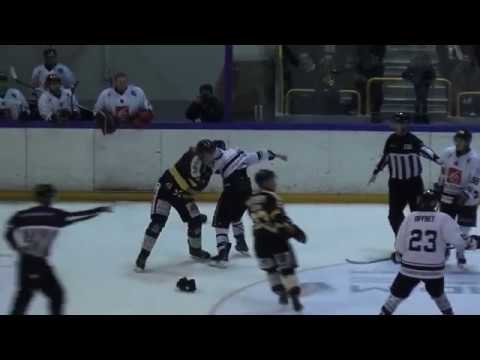 Hockey Fight : Patrick Koudys Vs Jonathan Narbonne, Rouen - Amiens